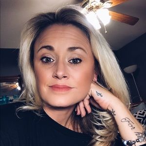 Meet your Posher, Shakisha